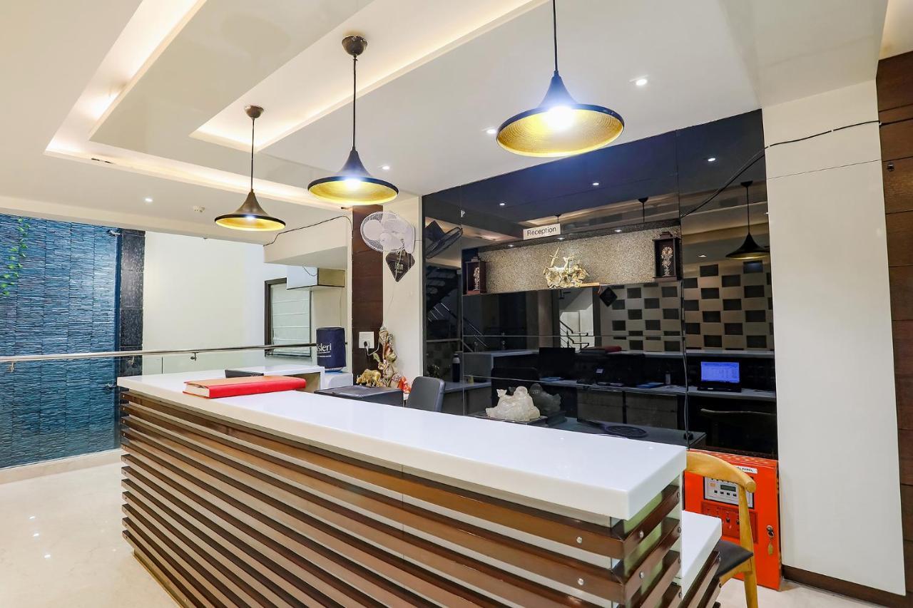 Fabhotel Grand Stay New Delhi Exterior photo